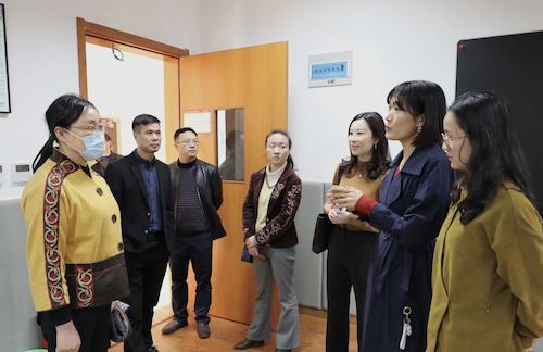 9efb443bed278dc394f6f7ceefabd25