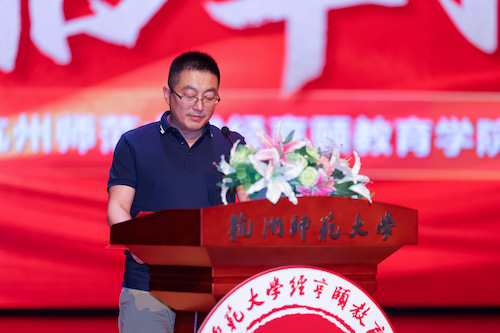 1584228D-30A3-45E7-8B4B-EB1C59DF5586-4704-000006143CC22F6F