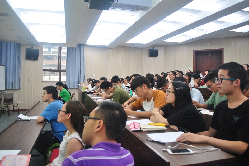 观众席 - 副本.JPG